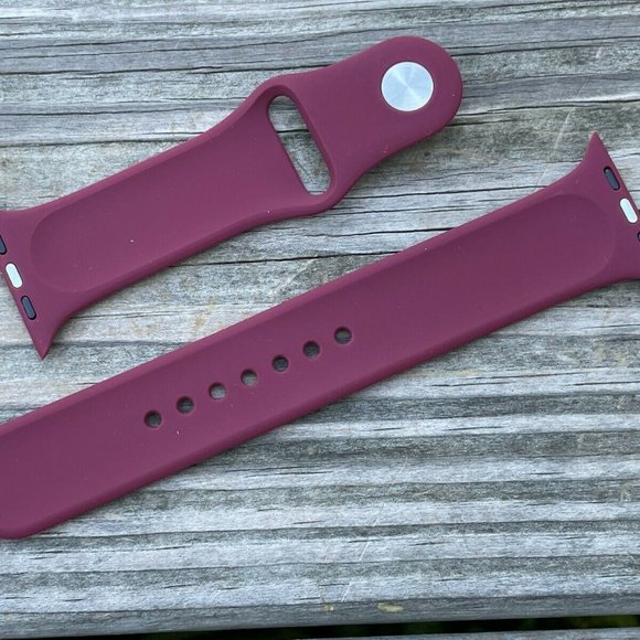 iWatch Replacement Strap Band Purple Rubber Silicon Sport Band Unbranded Size 44 - Picture 2 of 8
